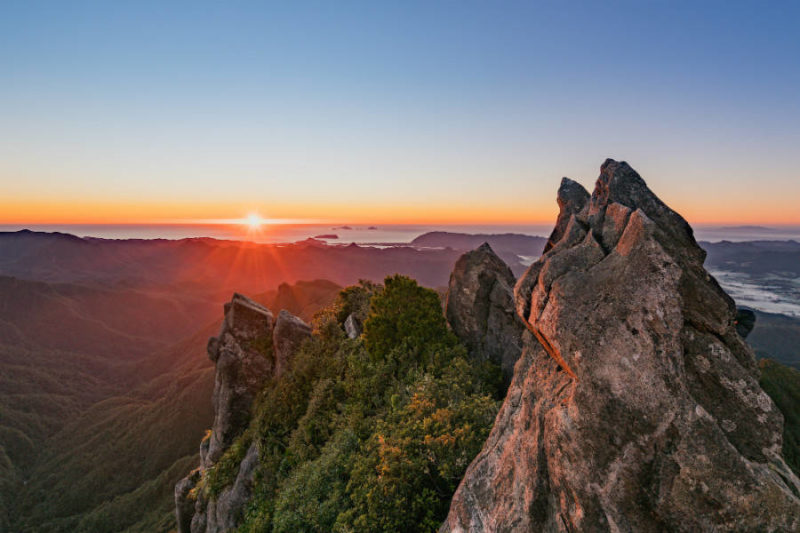 Things to do in New Zealand The Pinnacles at the Coromandel Peninsula