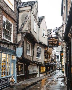 York-Things-to-do-in-York-Day-Trip-From-London-by-Train-Katya-Jackson-England-Travel
